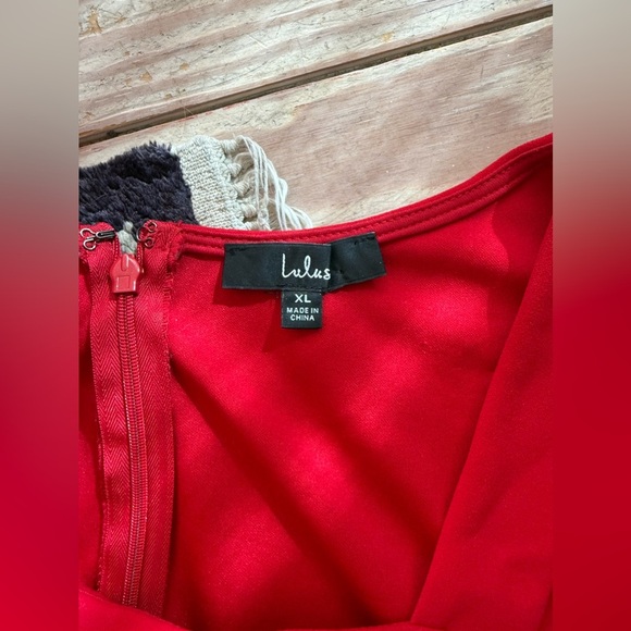 Lulu’s Lucette Red Sleeveless Ruffled Mermaid Dress size xl see pics for flaw - Picture 5 of 5